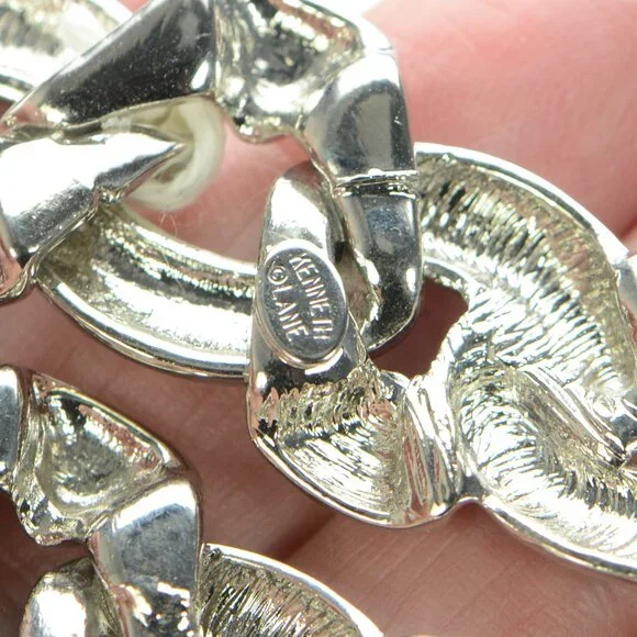 Kenneth Jay Lane KJL Polished Silver Link Necklace - Picture 5 of 5